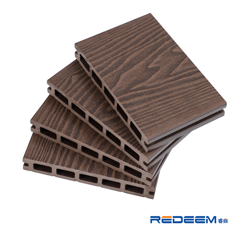 WPC plastic wood flooring